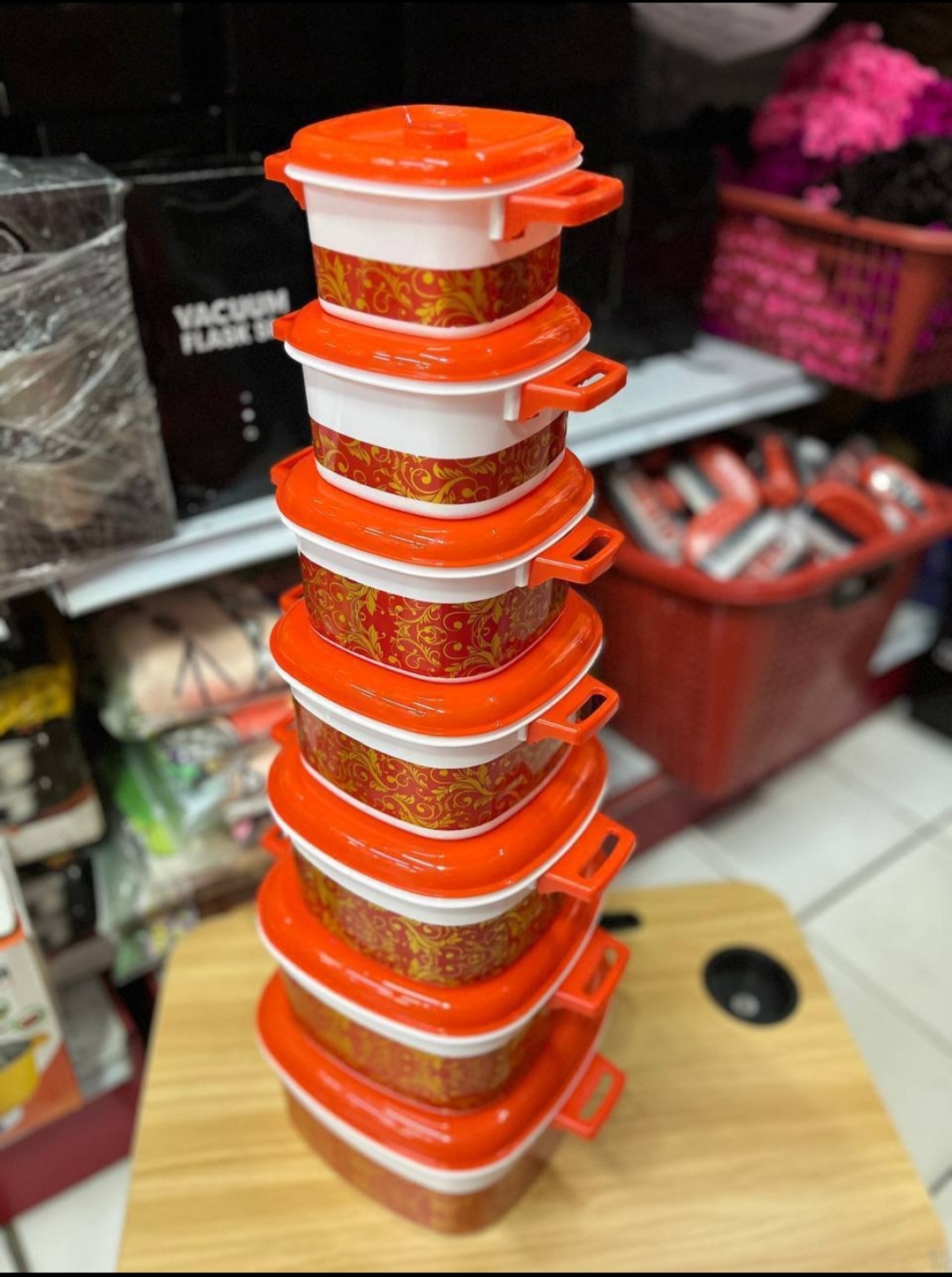 food container 7 in 1 (orange colour)